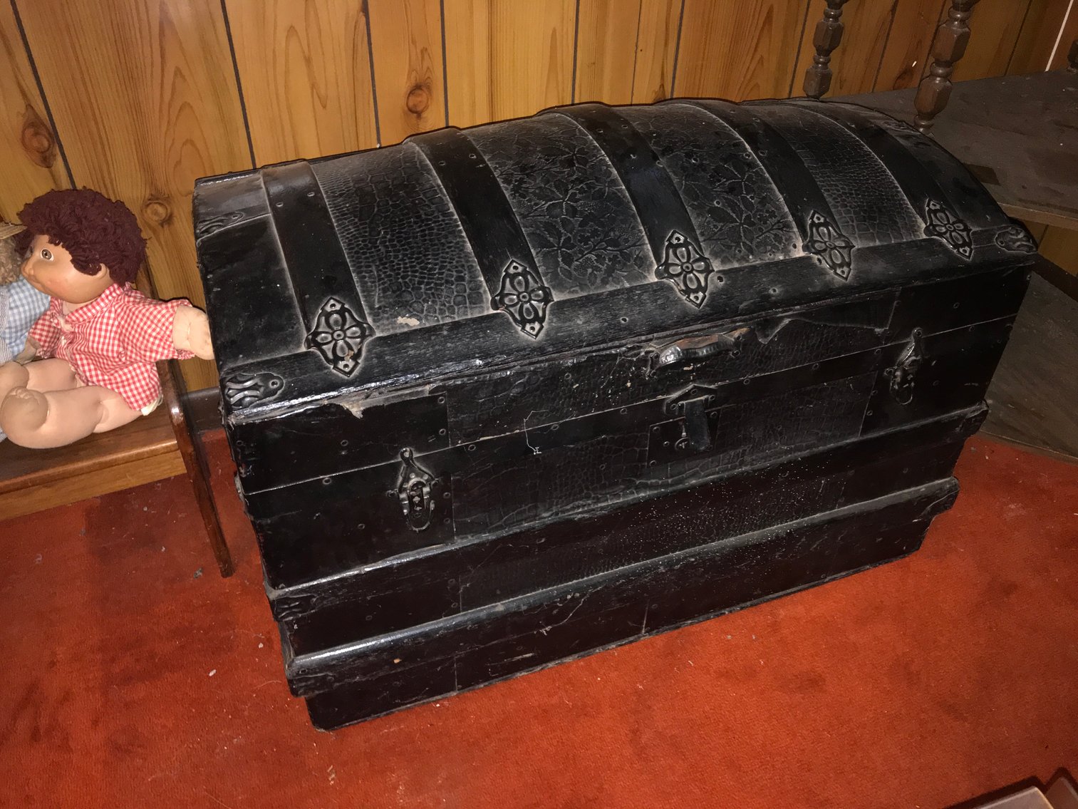 Image for Morgantown, WV -- JD Lawn Tractor, Game Mounts, Furniture, Household Goods, Fiesta, Kitchen Items, Lawn & Garden