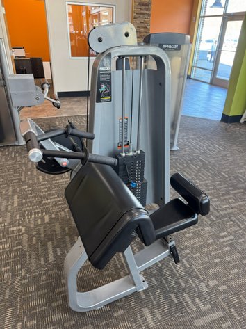 Image for Portsmouth, OH -- Gym Equipment Auction, Commercial-Grade Equipment, Dumbbells, Weight Benches, Treadmills, Tanning Bed & More!