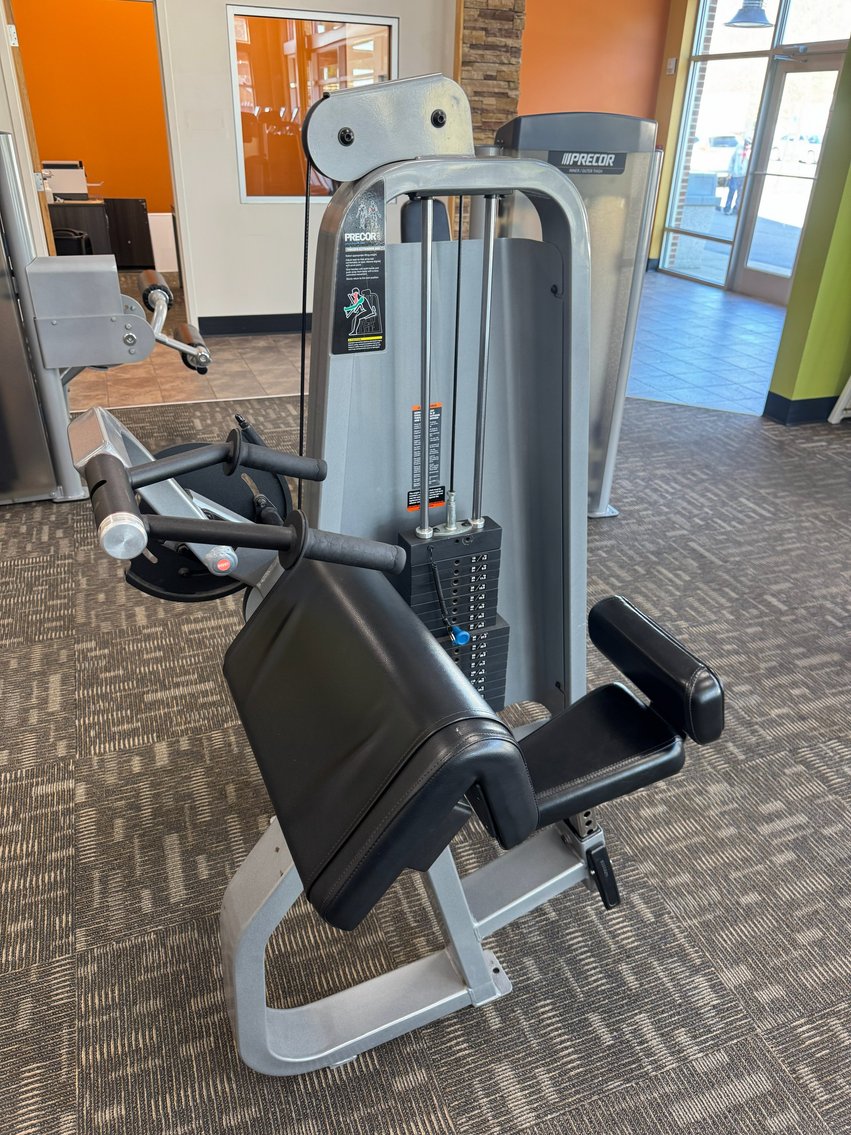 Image for Portsmouth, OH -- Gym Equipment Auction, Commercial-Grade Equipment, Dumbbells, Weight Benches, Treadmills, Tanning Bed & More!