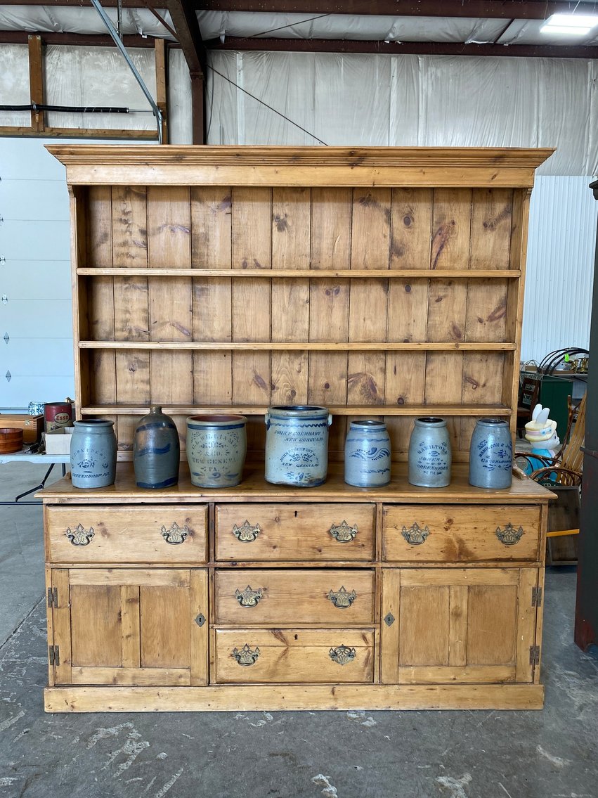 Image for Shinnston – Huge Antique Auction! Decorated Stoneware, Fenton & Carnival Glass, Furniture, Signed Paintings, Advertising Signs & More