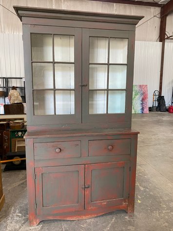 Image for Shinnston – Huge Antique Auction! Decorated Stoneware, Fenton & Carnival Glass, Furniture, Signed Paintings, Advertising Signs & More