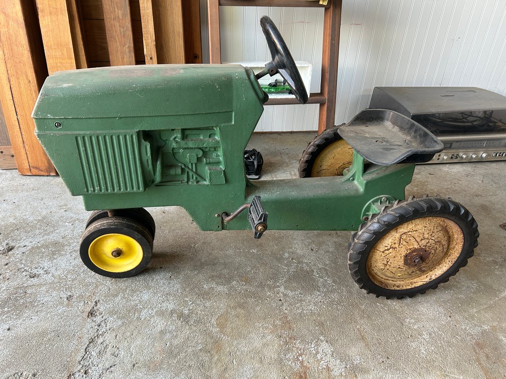 Image for McDonald, PA - Moving Auction: 2018 Ford F-150 XL Super Crew Cab, Like-New Furniture, Vintage Toys, Gym Equipment, and More!