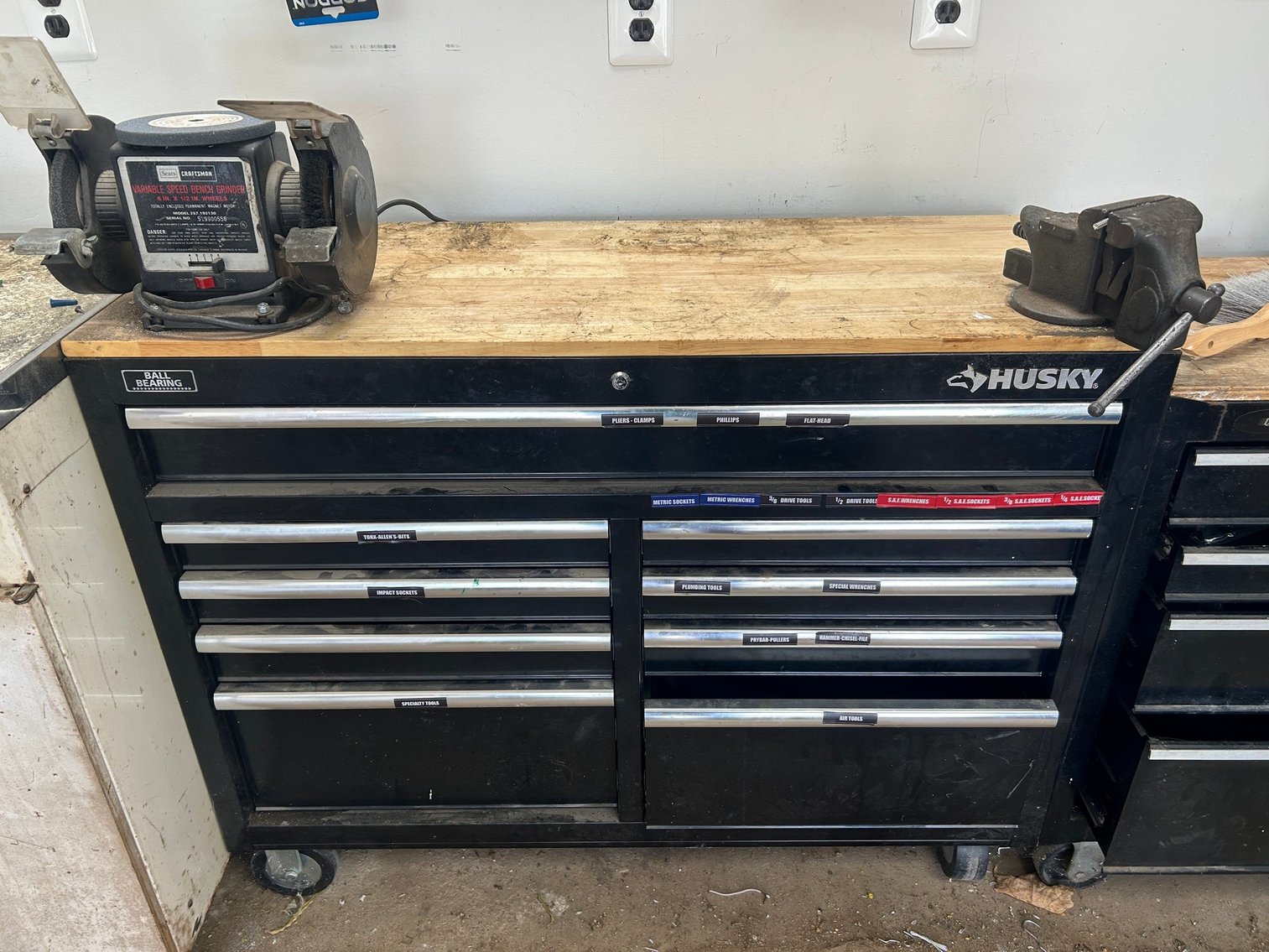 Image for Masontown, PA – Large Sportsmans’ Auction: Pontoon Boat, Sporting Goods, Ammo, Fishing Supplies, and More!