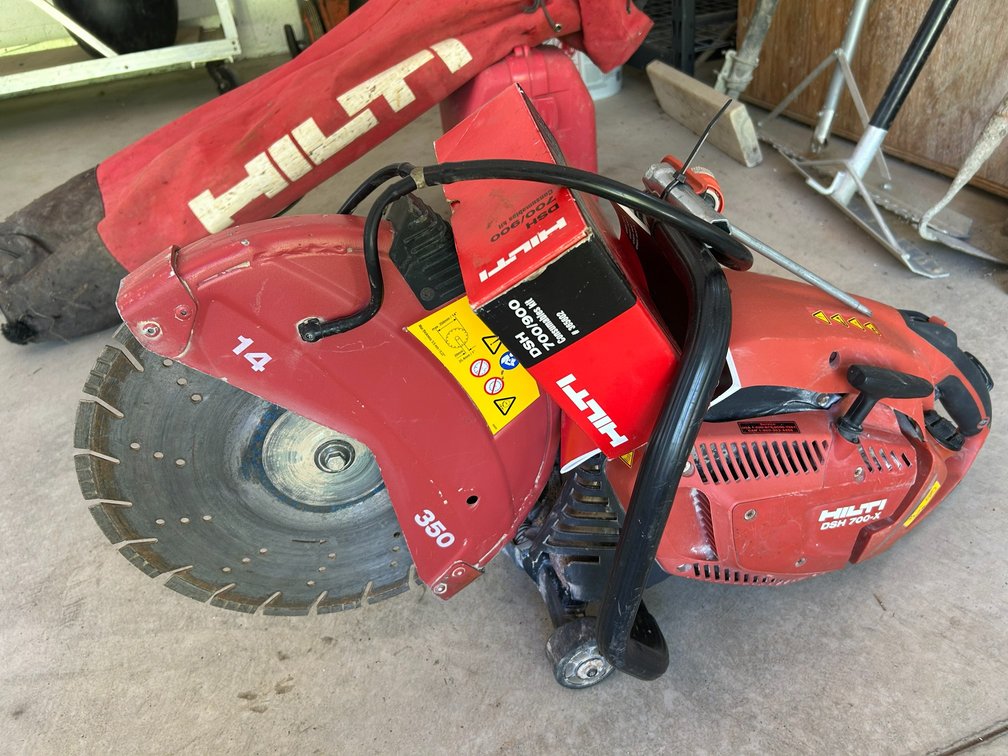 Image for McDonald, PA - Contractor & Sportsman Auction: Firearms, Tools, Knives & Equipment