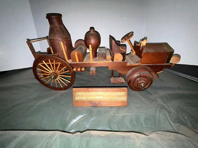 Image for McDonald, PA - Contractor & Sportsman Auction: Firearms, Tools, Knives & Equipment