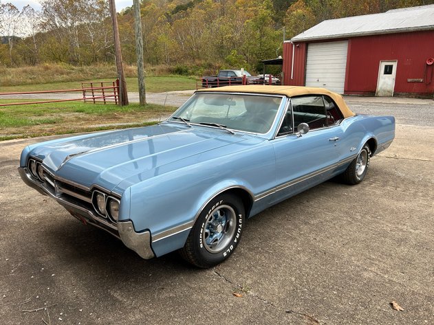 Image for Glenville, WV - '66 Cutlass, '88 Mercedes, '07 BMW 328i, Genie Lift, '15 Range Rover, ‘13 Mercedes E350, '74 Stingray