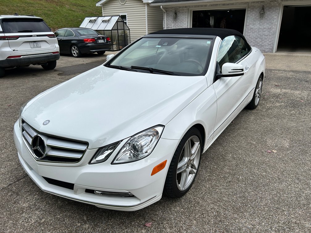 Image for Glenville, WV - '66 Cutlass, '88 Mercedes, '07 BMW 328i, Genie Lift, '15 Range Rover, ‘13 Mercedes E350, '74 Stingray
