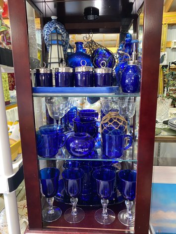 Image for Shinnston, WV -- A Lifetime of Collecting: The Bonnie Fancher Collection | Extensive Glassware, Multiple China Sets, Carnival Glass, Furniture, Teapots, Rugs, Lamps & Much More