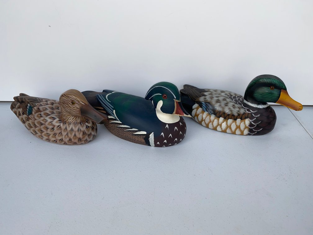 Image for Shinnston, WV -- A Lifetime of Collecting: The Bonnie Fancher Collection | Extensive Glassware, Multiple China Sets, Carnival Glass, Furniture, Teapots, Rugs, Lamps & Much More