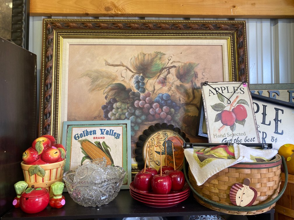 Image for Shinnston, WV -- A Lifetime of Collecting: The Bonnie Fancher Collection | Extensive Glassware, Multiple China Sets, Carnival Glass, Furniture, Teapots, Rugs, Lamps & Much More