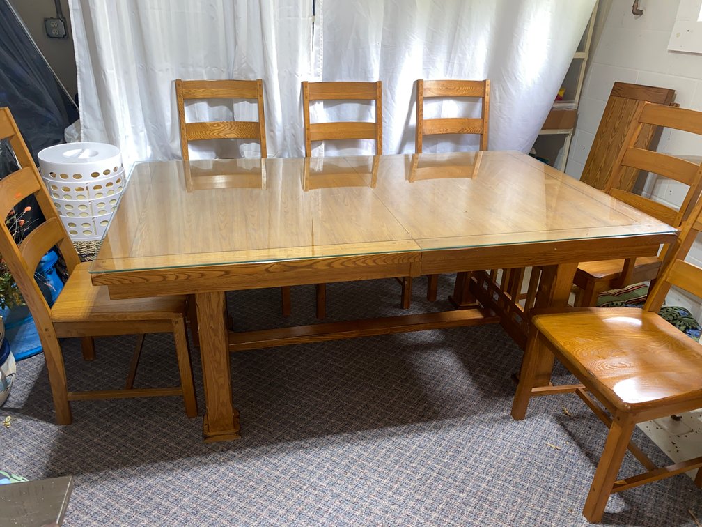 Image for Shinnston, WV -- A Lifetime of Collecting: The Bonnie Fancher Collection | Extensive Glassware, Multiple China Sets, Carnival Glass, Furniture, Teapots, Rugs, Lamps & Much More