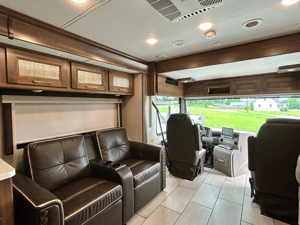 Image for Fayette Co, PA – 2024 Peterbilt 30’ Box Truck & 2021 Coachmen Sportscoach SR366BH