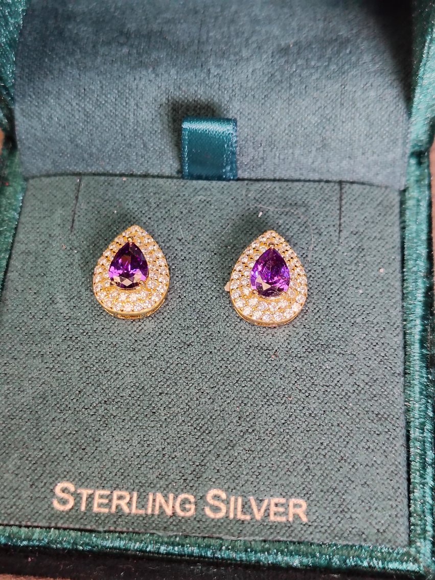 Image for St Albans, WV – Coins, Luxury Watches, Silver, Jewelry and Vintage Items!