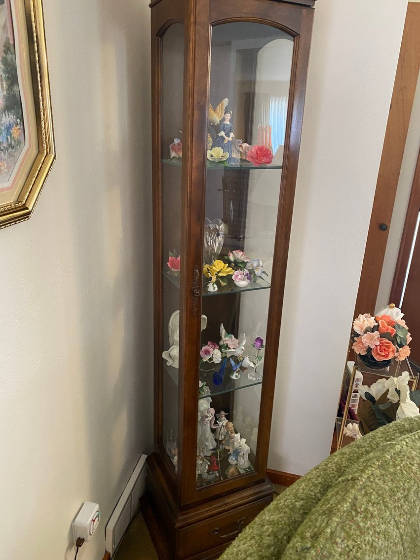 Image for Washington, PA - Online Estate Auction: Very Clean Household Appliances and Furniture, Coins, Jewelry, and More!
