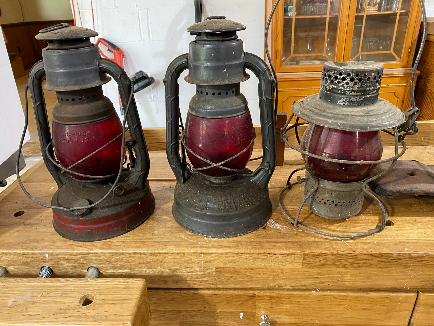 Image for Greensburg, PA – Complete Household Online Auction: Lawn/Garden Tools, Home Furnishings, China, Pyrex, Major Appliances, and More!