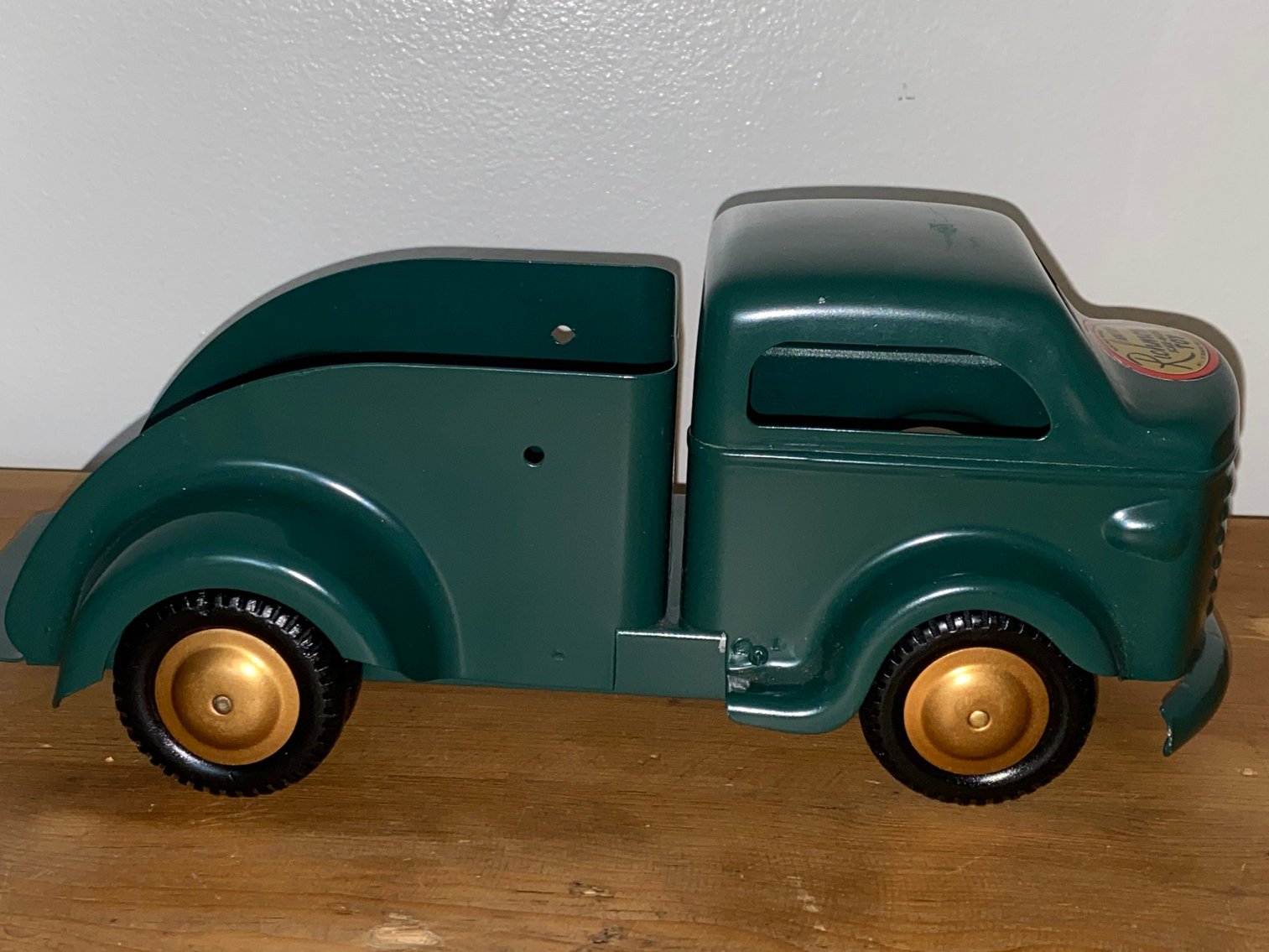 Image for Terra Alta, WV - Beautiful Antiques, Tons of Tools, Sporting Goods, Household Items, Collectibles & More!