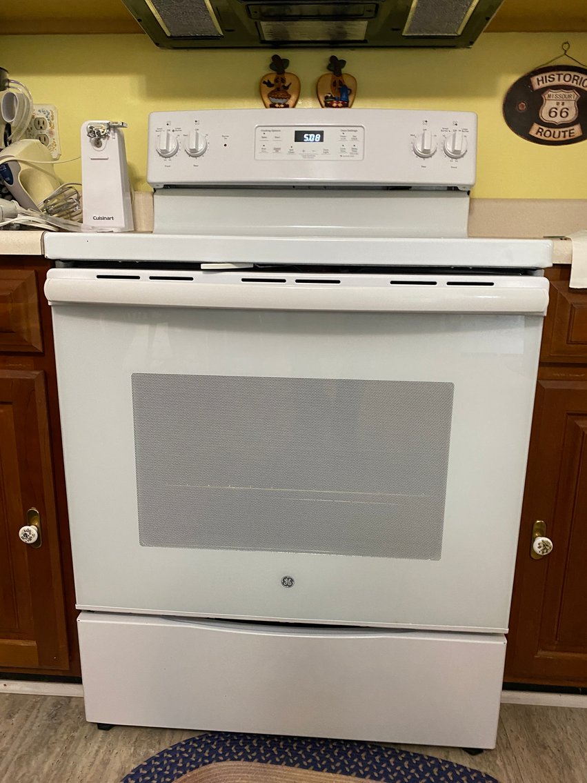 Image for Scottdale, PA – Estate Auction of well cared for furniture and appliances