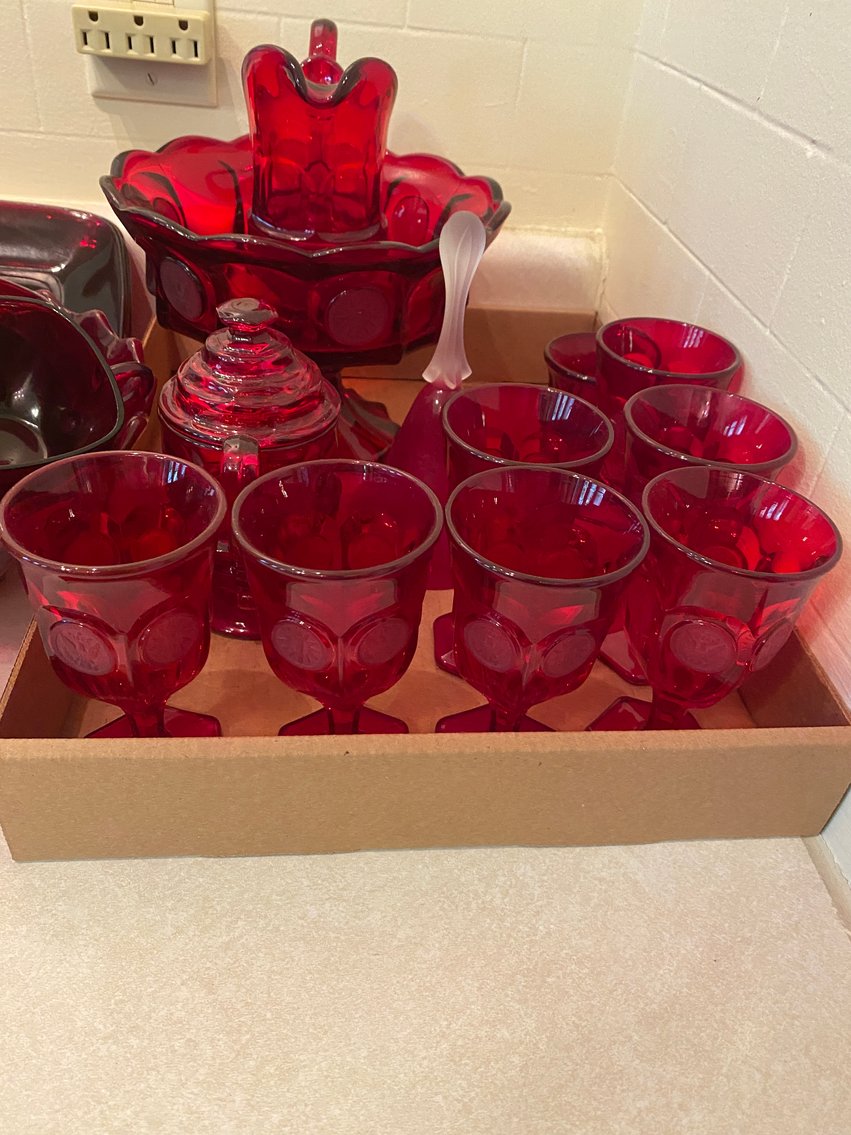 Image for Morgantown, WV – South Park Estate Auction Sale 1 of 2: Antique Furniture, Fiesta, Glassware, Primitives and More!