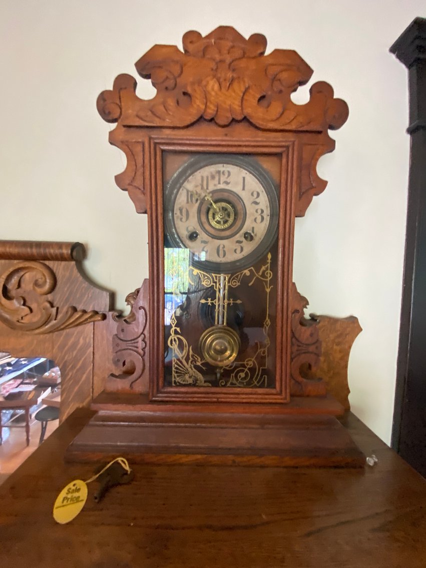 Image for Morgantown, WV – South Park Estate Auction Sale 1 of 2: Antique Furniture, Fiesta, Glassware, Primitives and More!