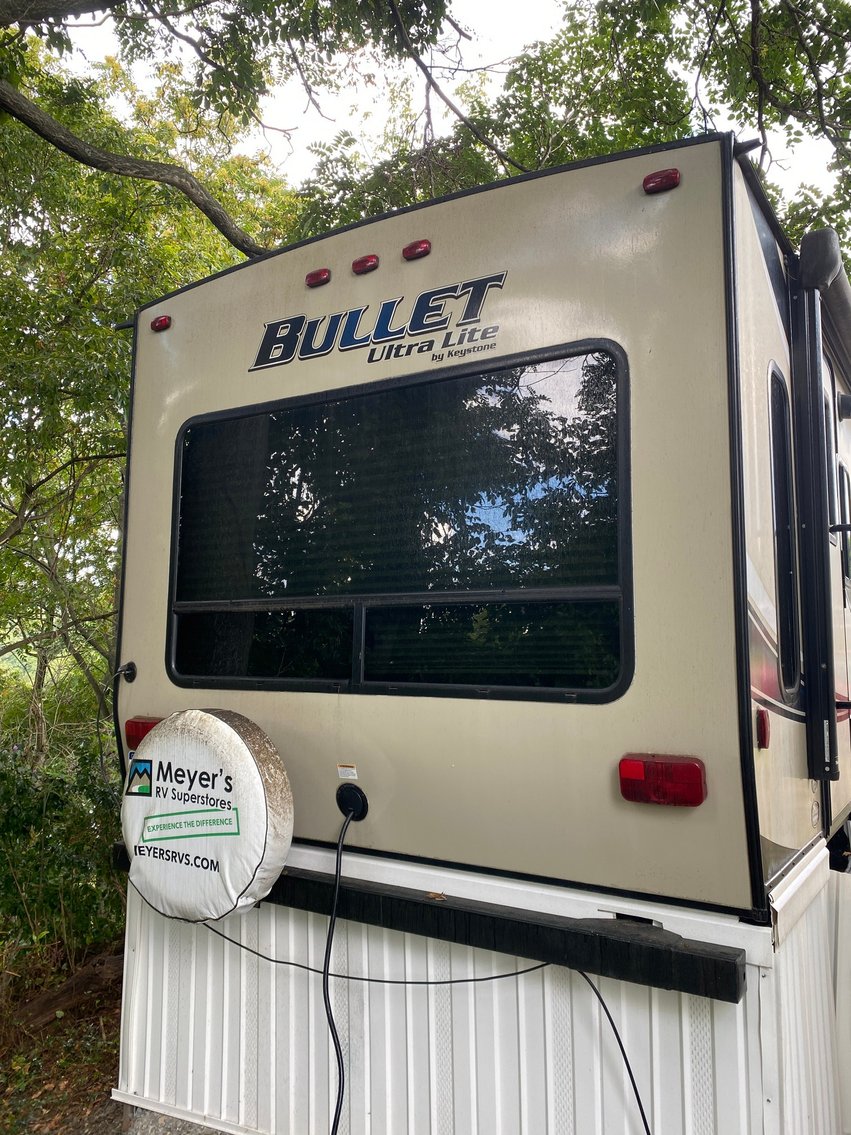 Image for Hopwood, PA - 2017 Keystone Bullet Ultra-Lite Camper, Model 269 R.L.S., 27-feet