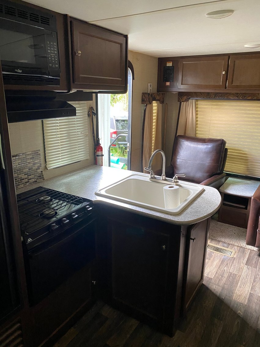 Image for Hopwood, PA - 2017 Keystone Bullet Ultra-Lite Camper, Model 269 R.L.S., 27-feet