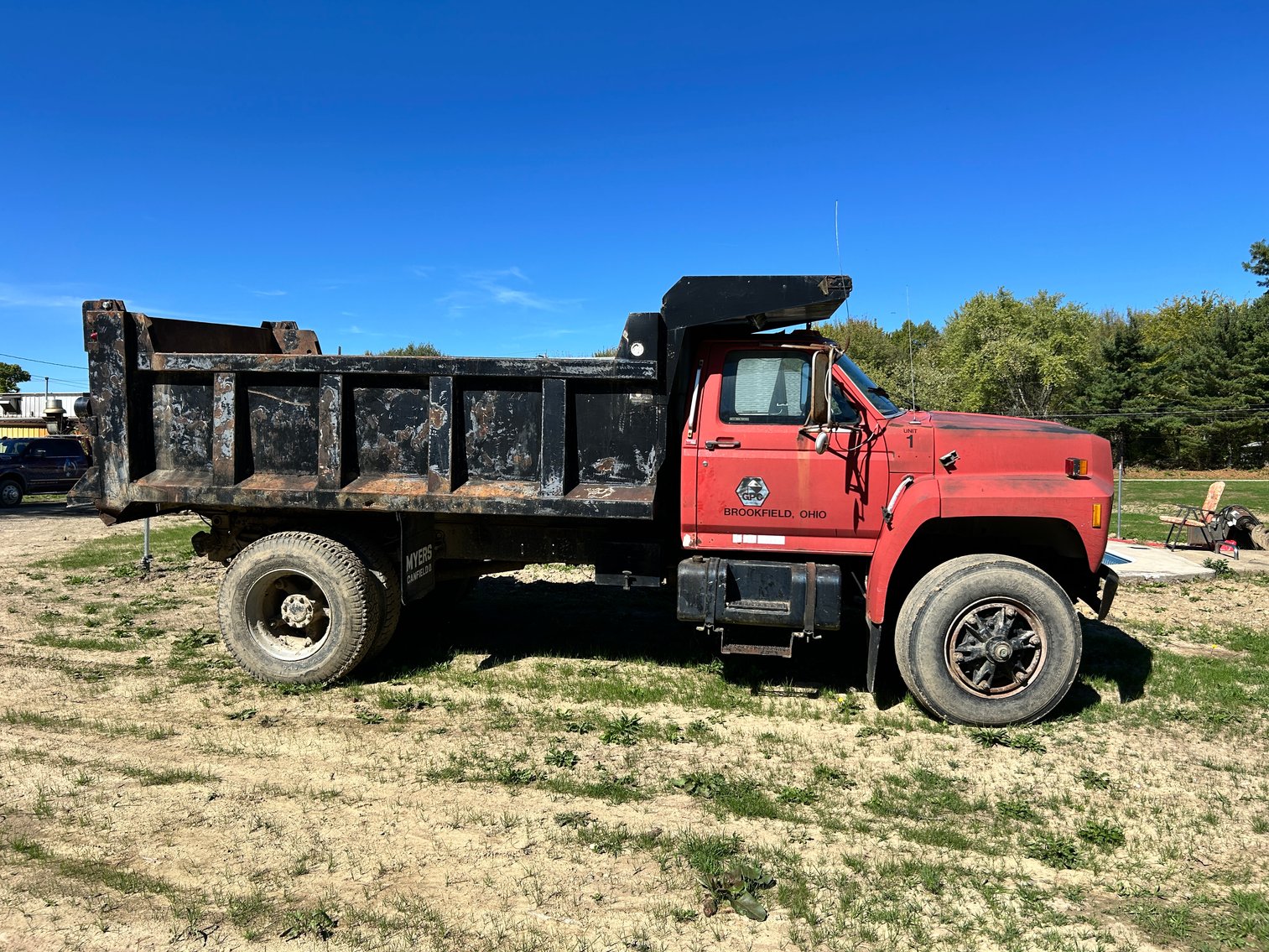 Image for Farrell, PA -- FREIGHTLINER WRECKER & ROLLBACK TRUCKS, OPERATING TOWING BUSINESS, EQUIPMENT, TOOLS, AND MORE!