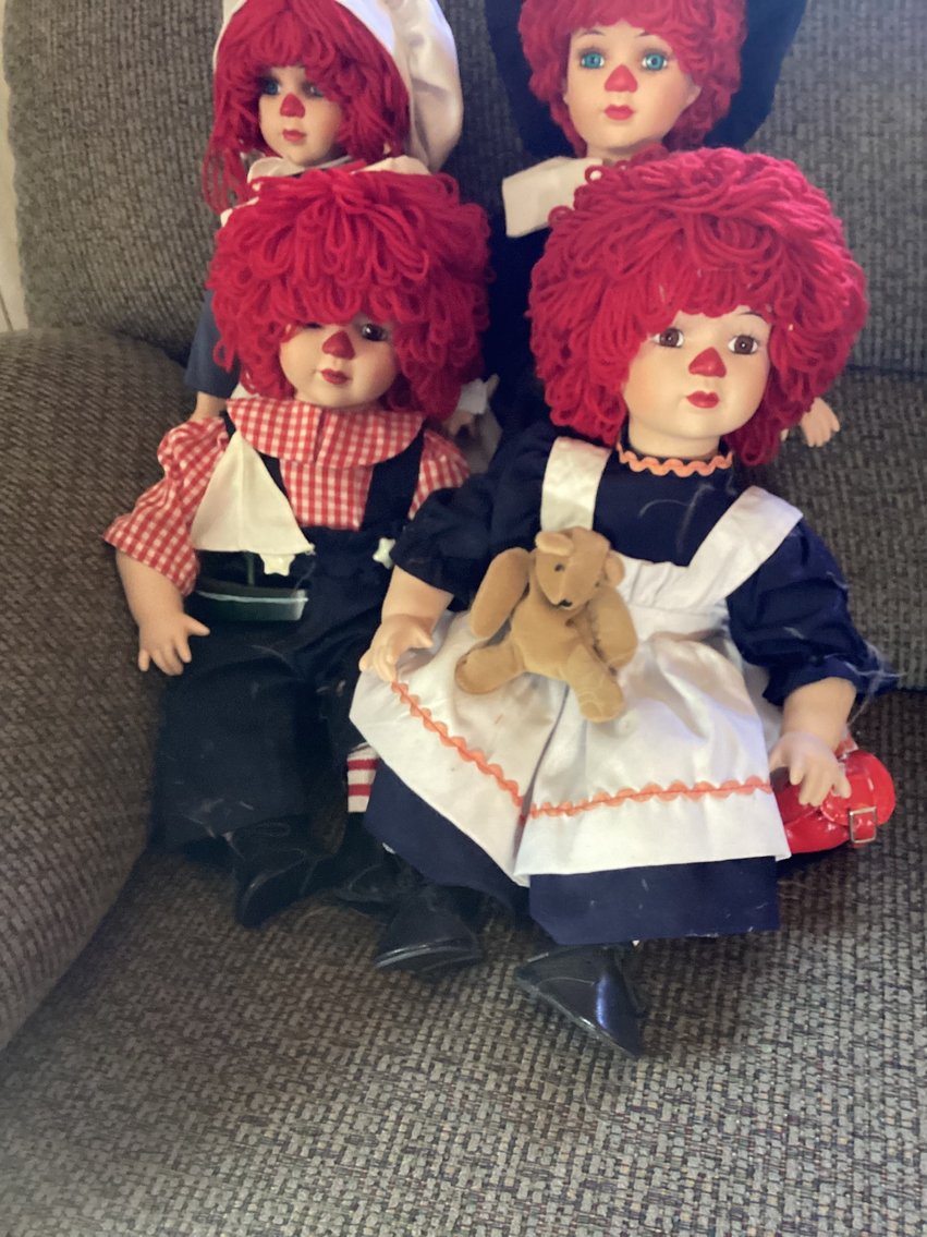 Image for Uniontown, PA – Online Estate Auction: Antique Dolls, Furniture, Glassware and More!