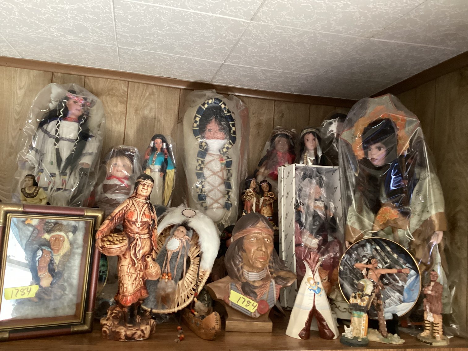 Image for Uniontown, PA – Online Estate Auction: Antique Dolls, Furniture, Glassware and More!