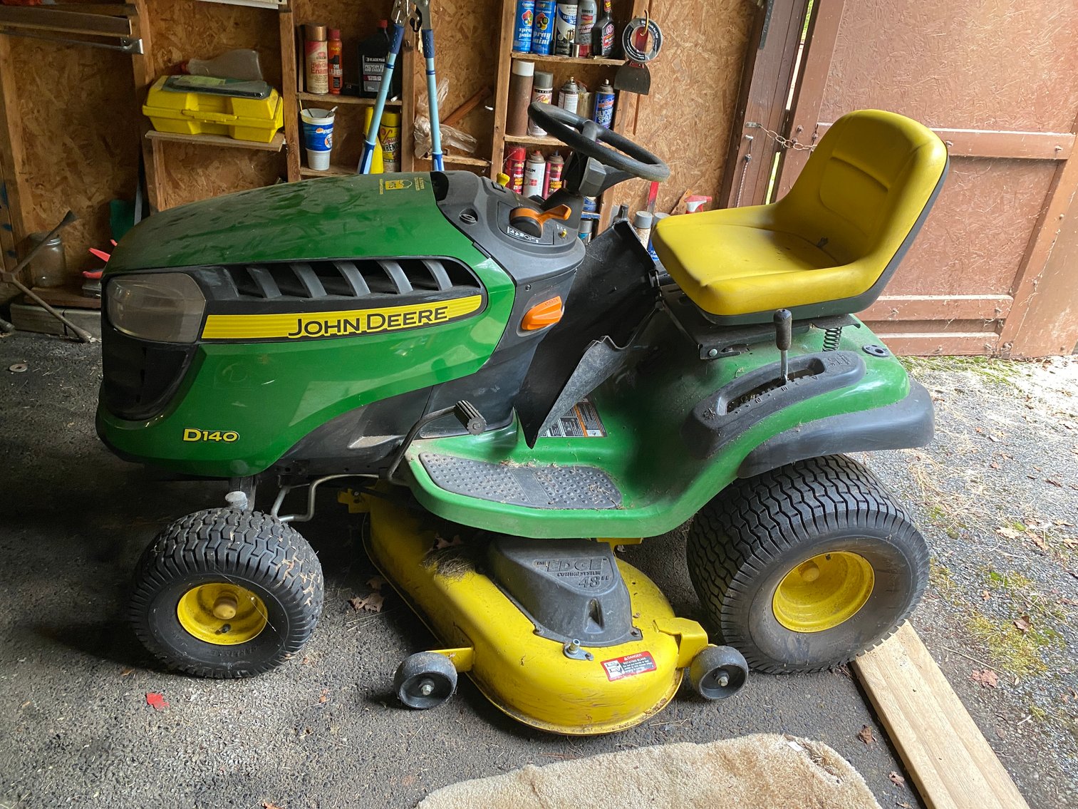 Image for Morgantown, WV -- Online Estate Auction: Antiques, Sports Collectibles, Guns, Knives, and More!