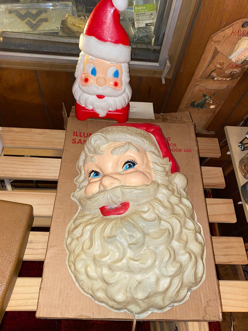 Image for Morgantown, WV -- Online Estate Auction: Antiques, Sports Collectibles, Guns, Knives, and More!