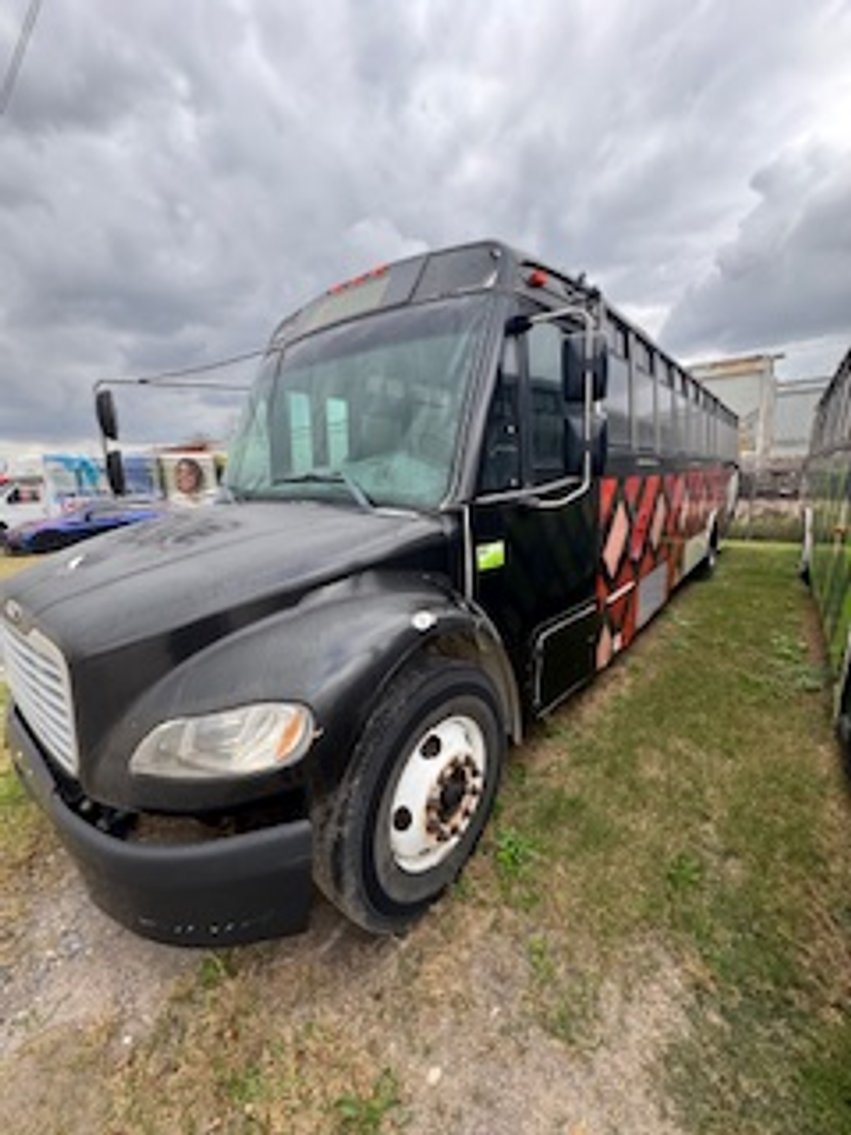 Image for Groome Transportation (Vehicles) - Houston, TX 77023