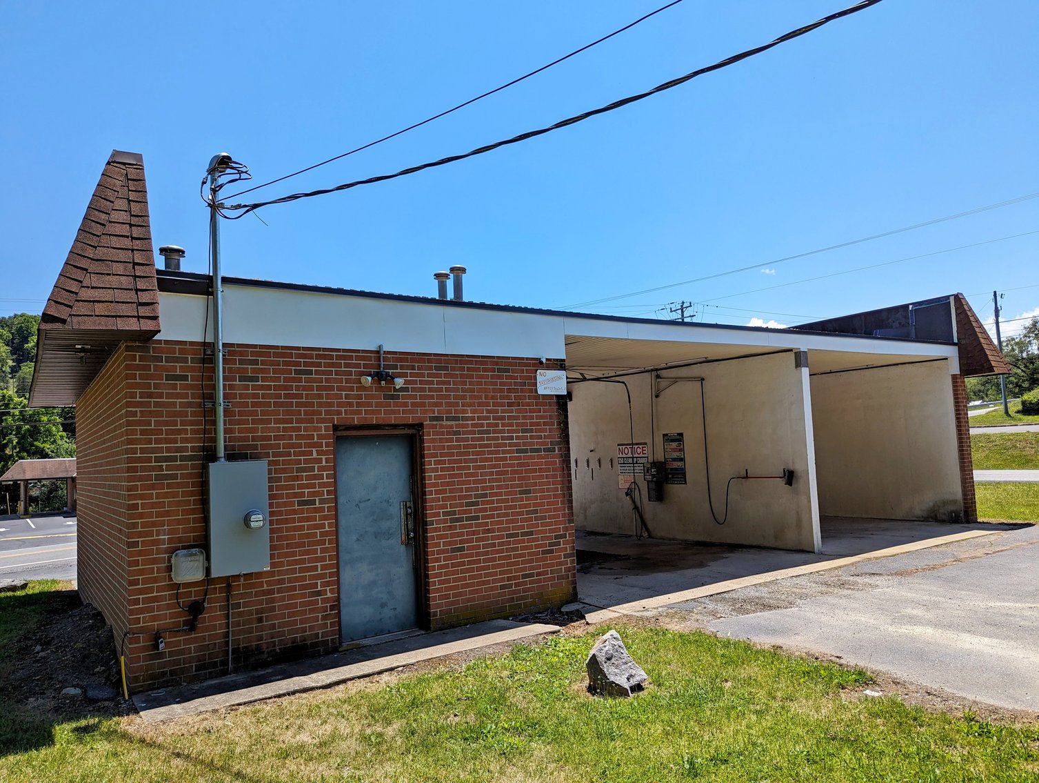 Image for Two Bay Car Wash Facility In Craigsville VA