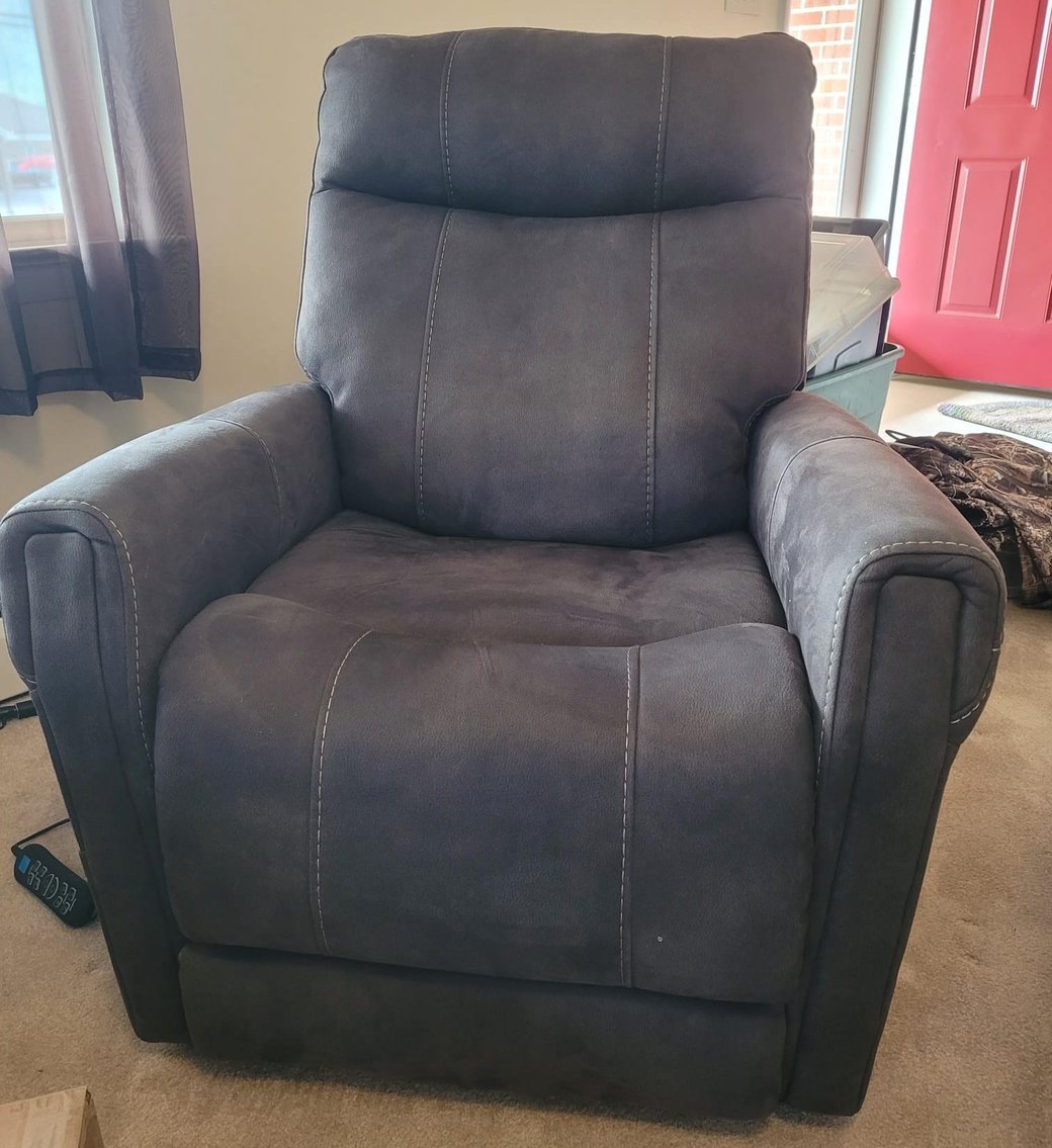 Image for Glenford and Marie Amstutz Estate Auction