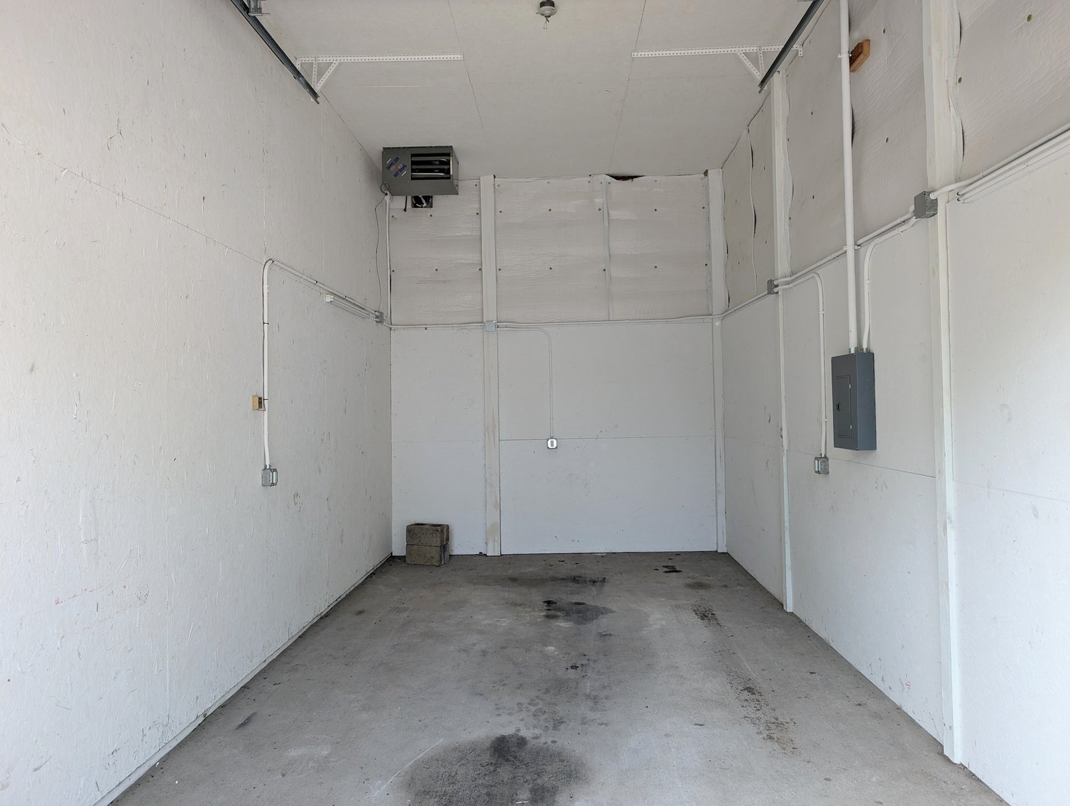 Image for 3 Bedroom Home and Commercial Garage Zoned B2 Harrisonburg VA