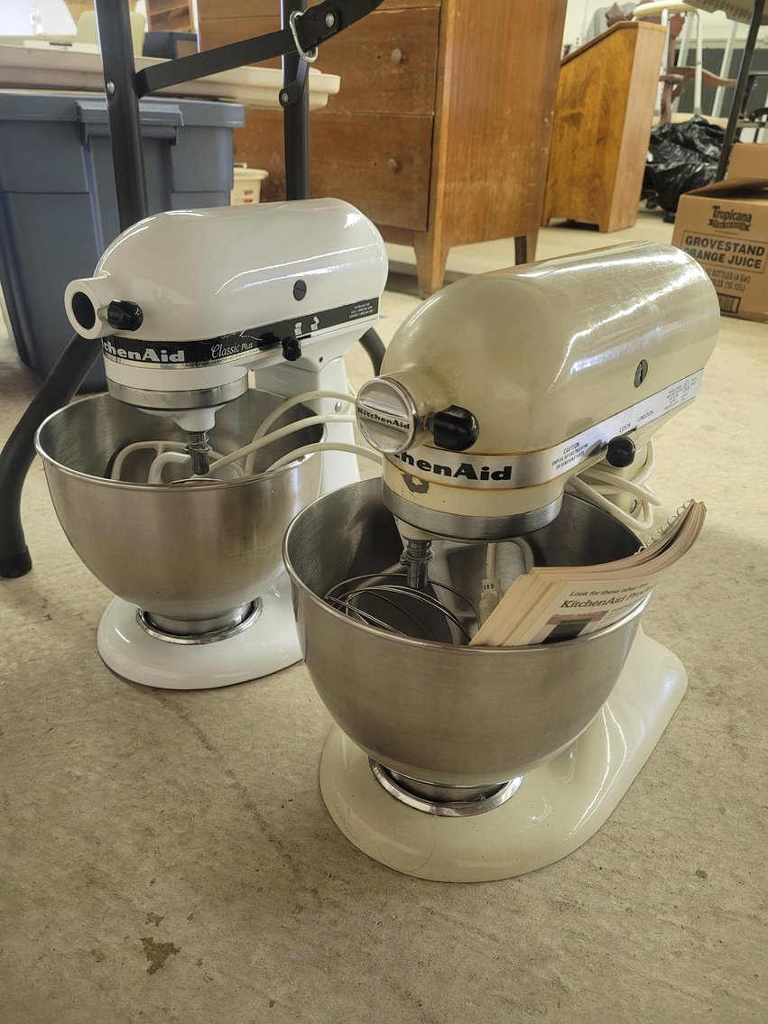 Image for Glenford and Marie Amstutz Estate Auction