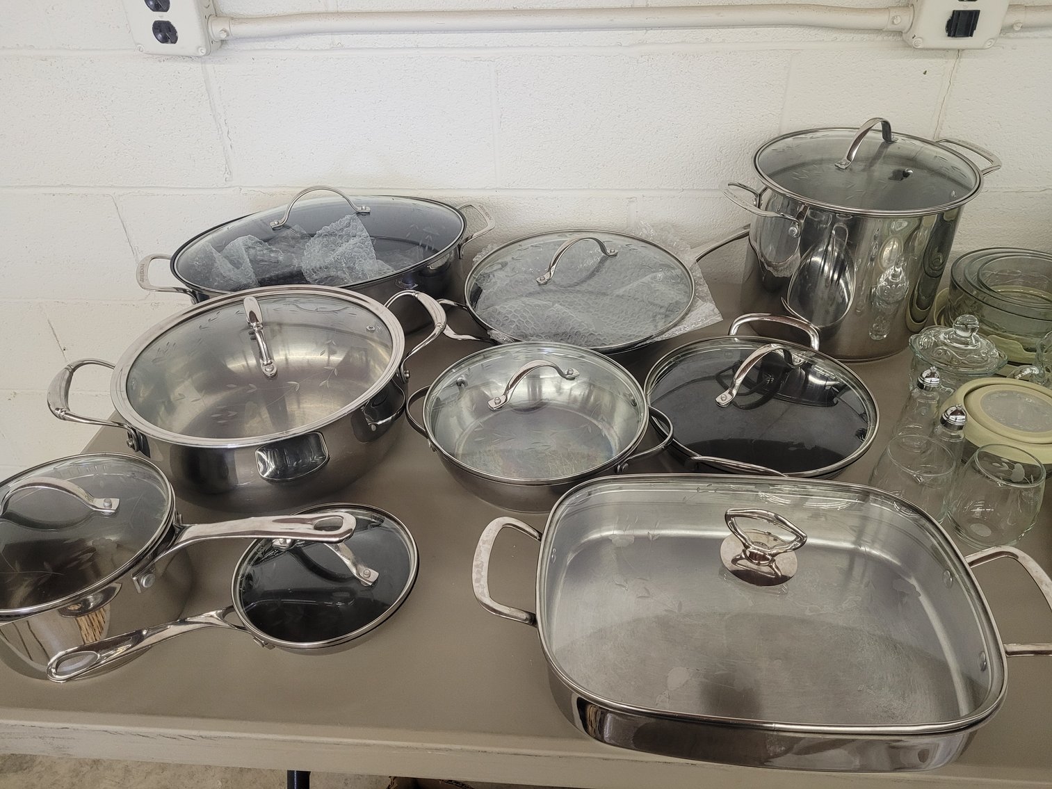 Image for Glenford and Marie Amstutz Estate Auction