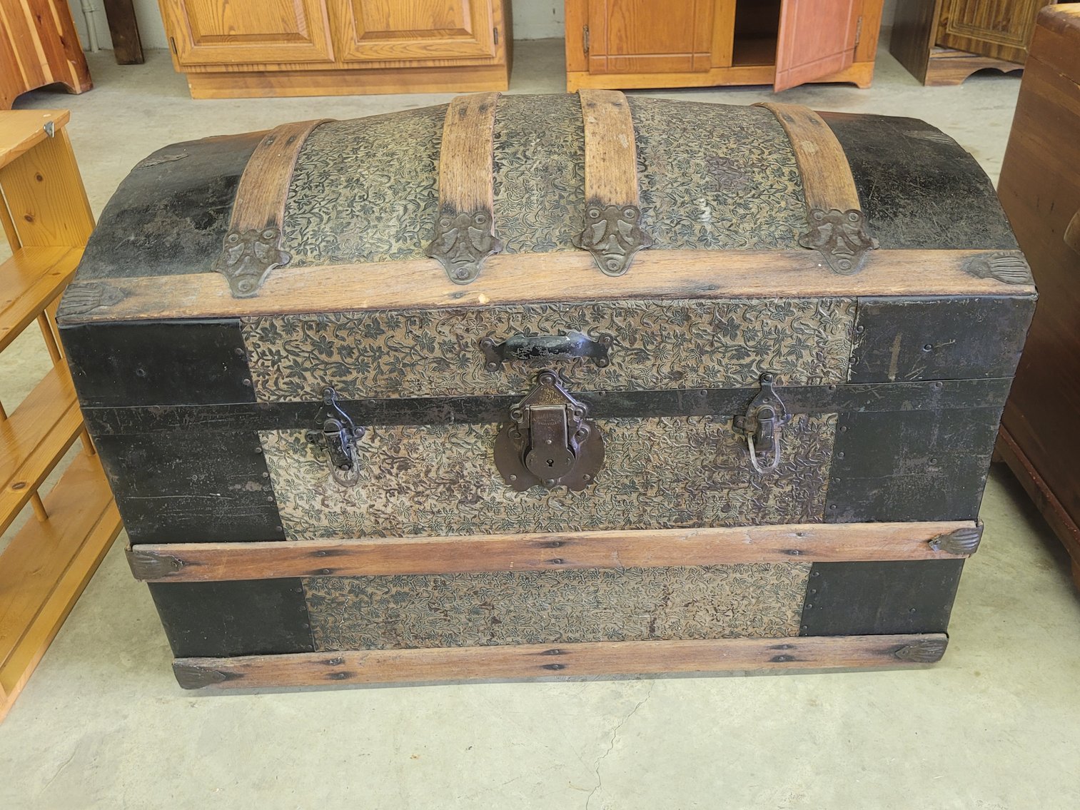 Image for Glenford and Marie Amstutz Estate Auction