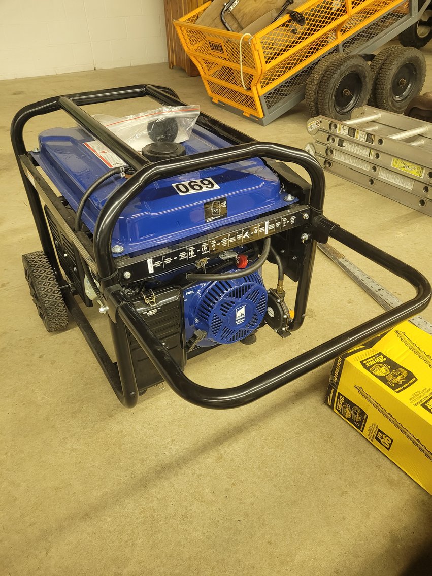 Image for Glenford and Marie Amstutz Estate Auction