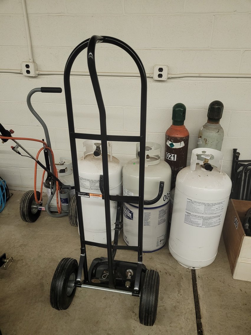 Image for Glenford and Marie Amstutz Estate Auction