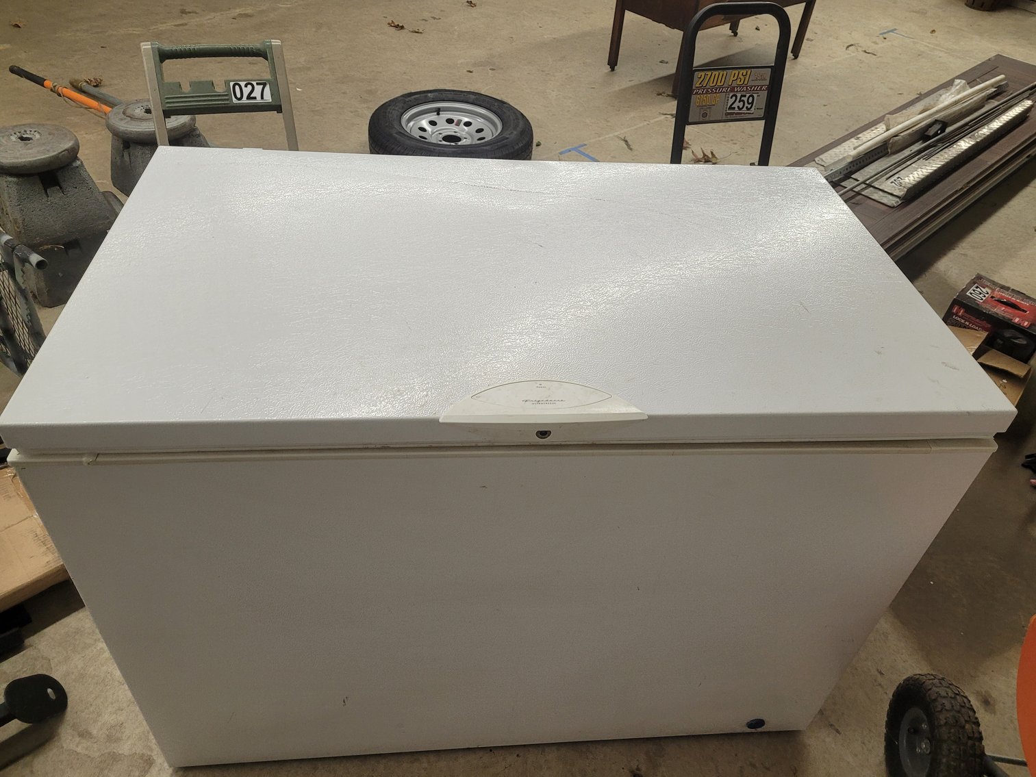 Image for Glenford and Marie Amstutz Estate Auction