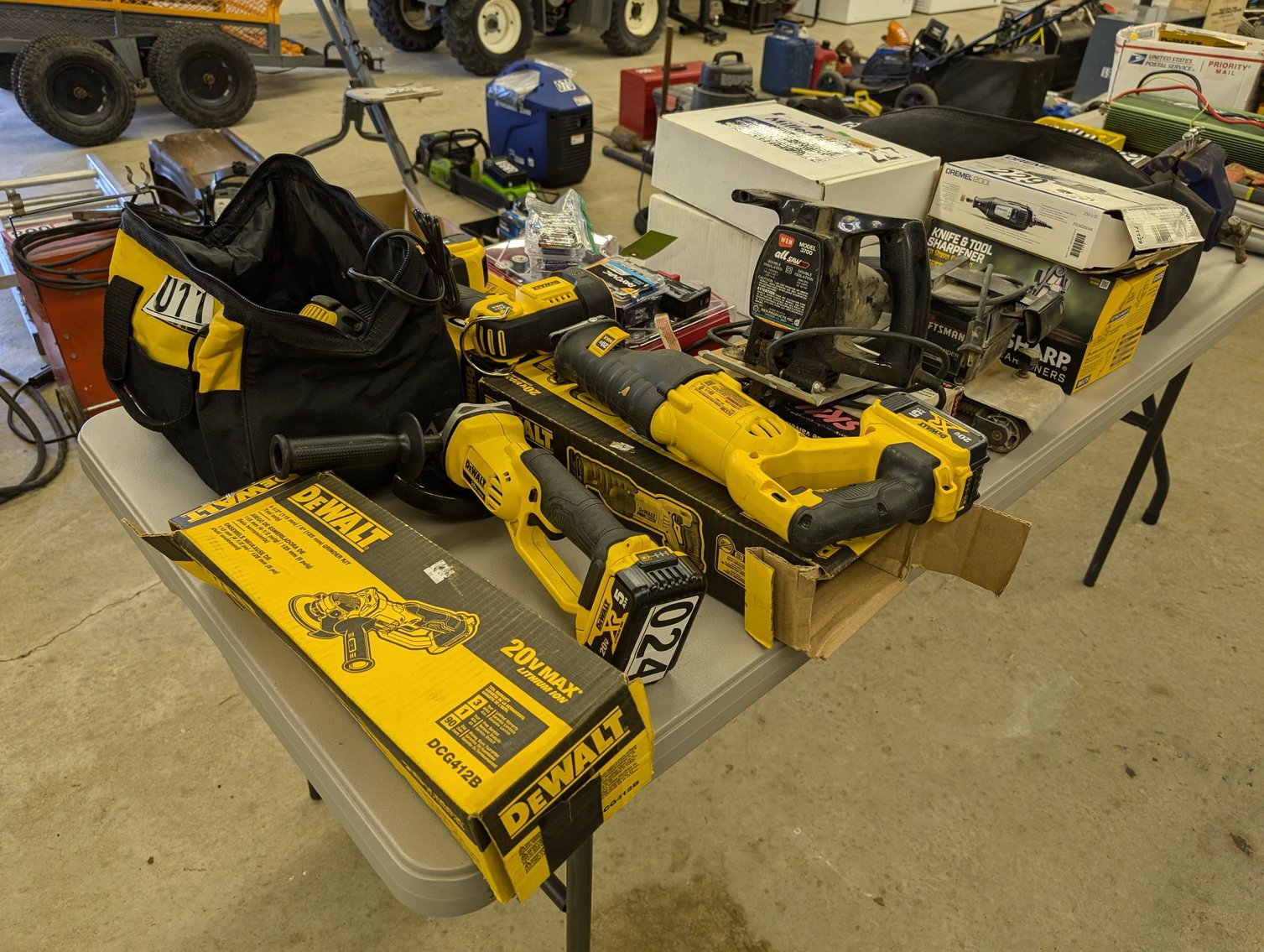 Image for Glenford and Marie Amstutz Estate Auction