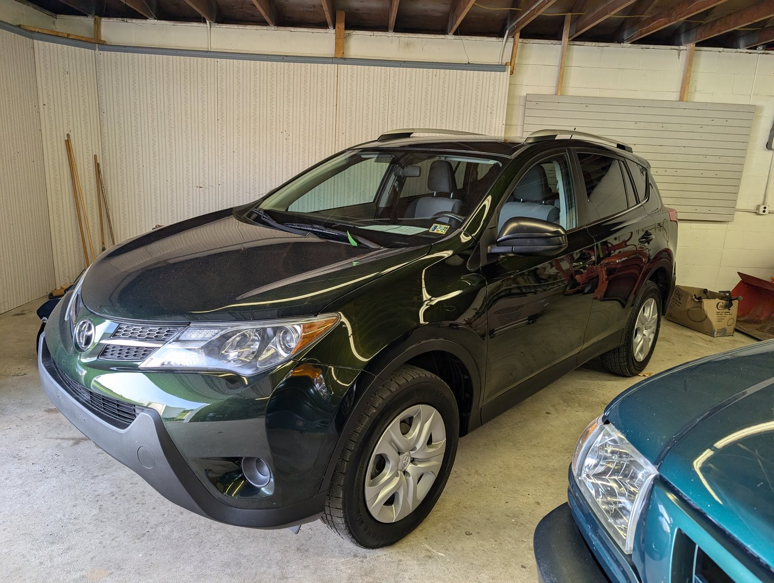 Image for Glenford and Marie Amstutz Estate Auction