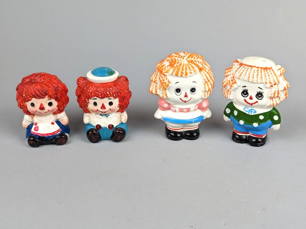 Image for Salt and Pepper Shaker Collection Auction