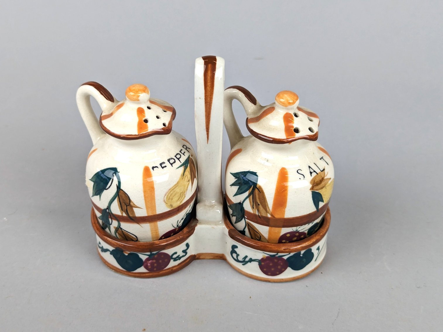 Image for Salt and Pepper Shaker Collection Auction