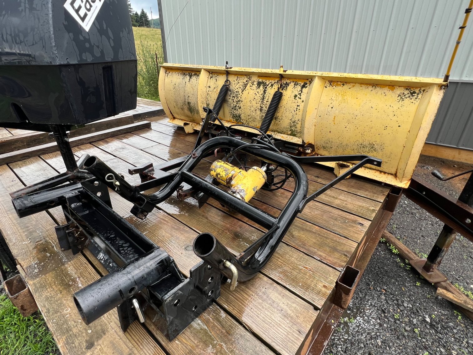 Image for Townsend Auction Barn Consignment Auction