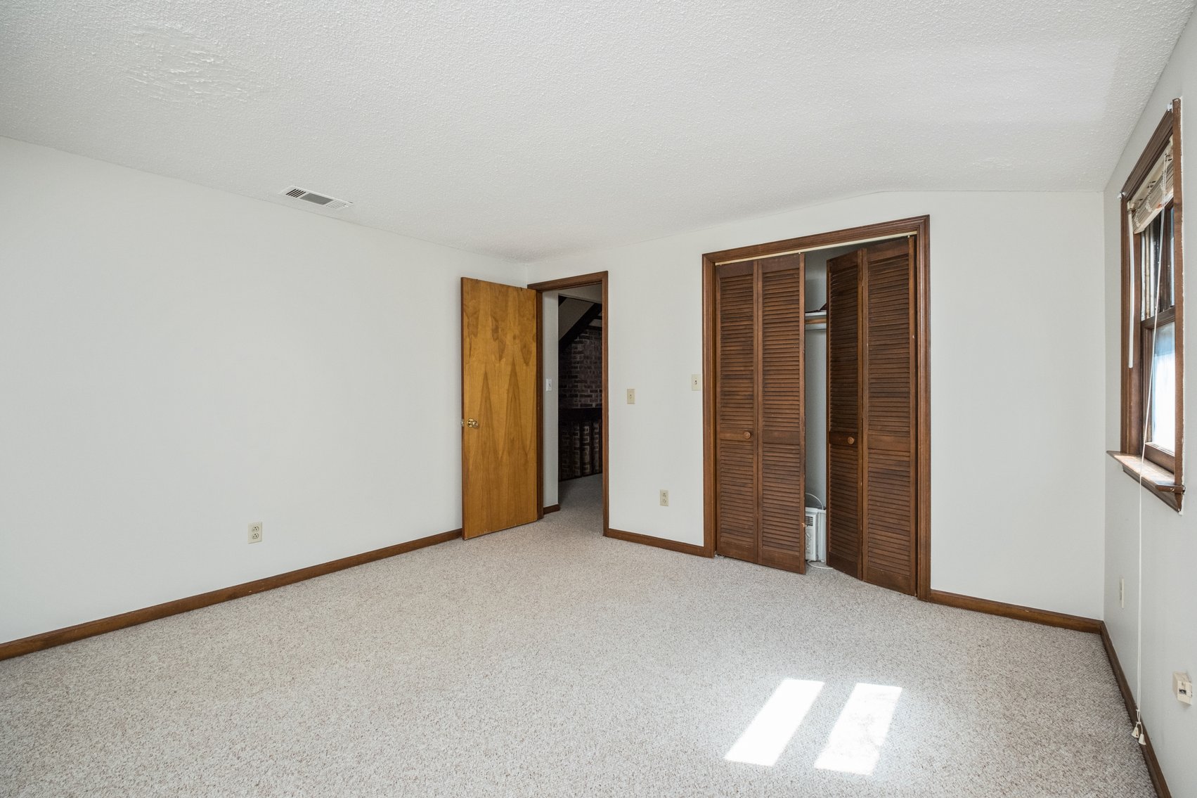 Image for 3 Bed/3 Bath Home Near The Mountains