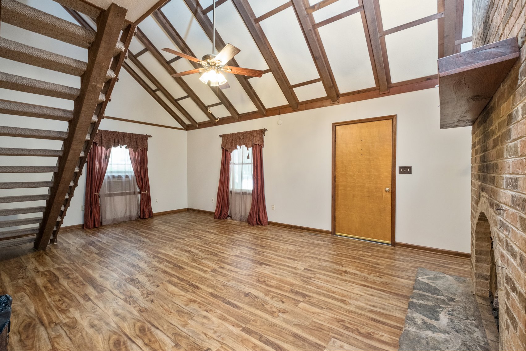 Image for 3 Bed/3 Bath Home Near The Mountains