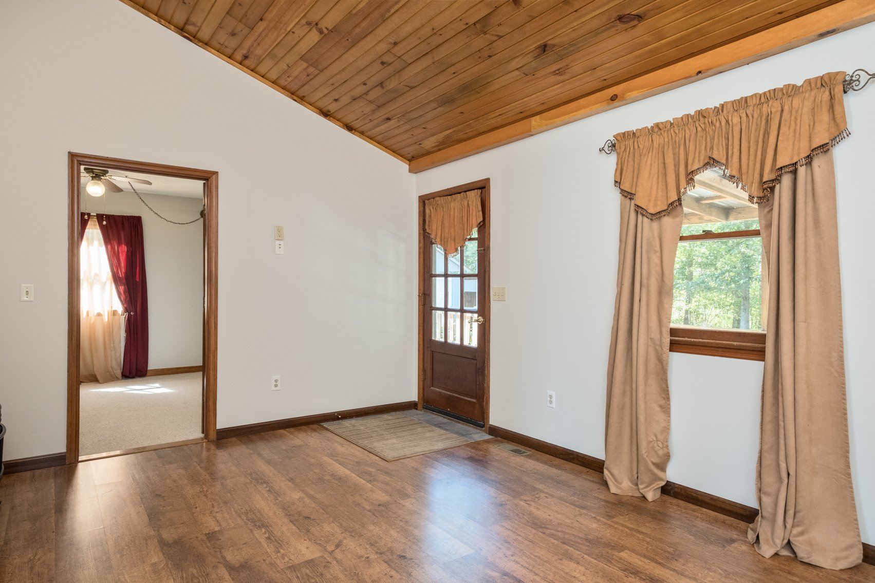 Image for 3 Bed/3 Bath Home Near The Mountains