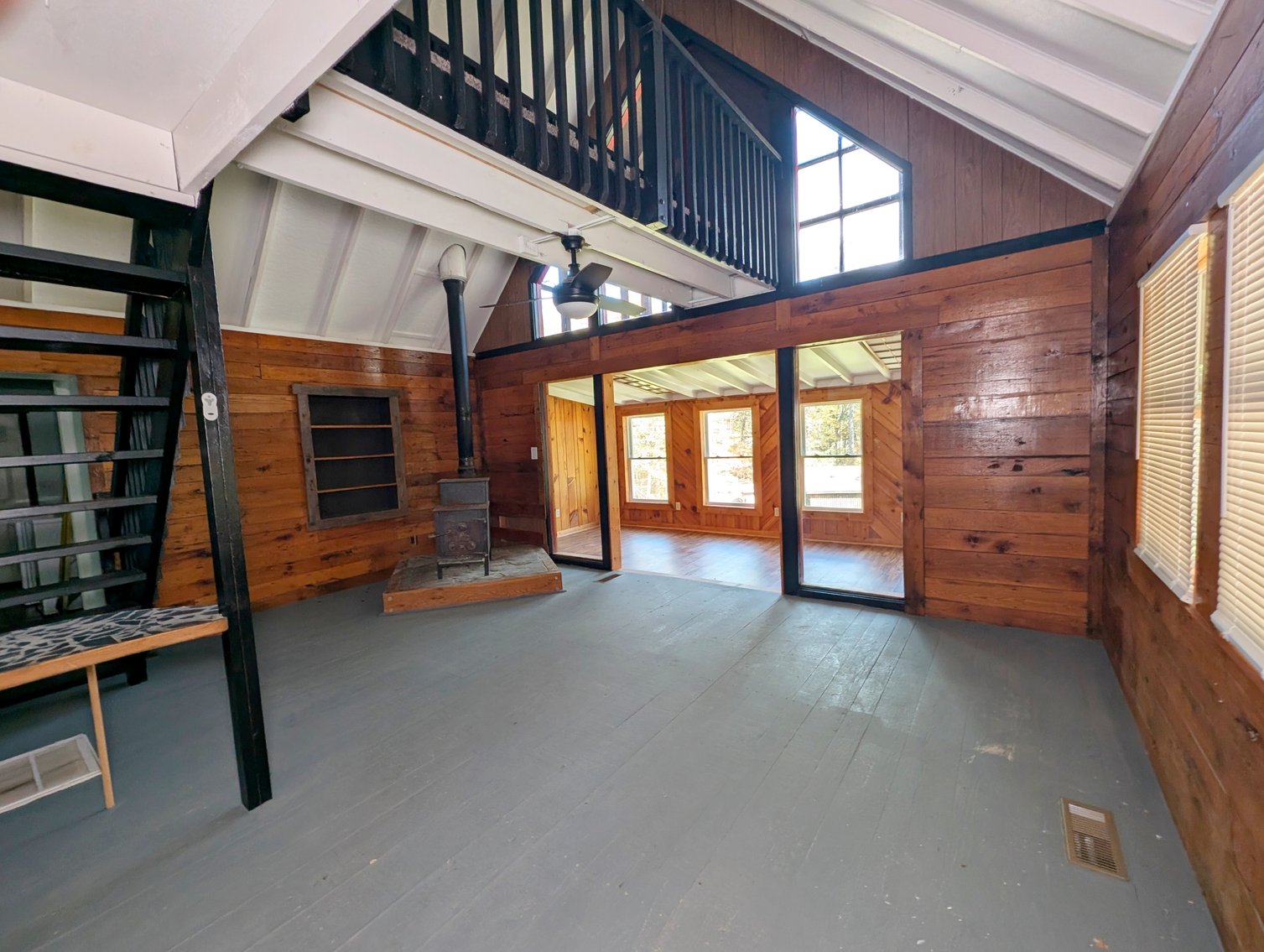 Image for Cabin On 5 Acres Near Broadway VA