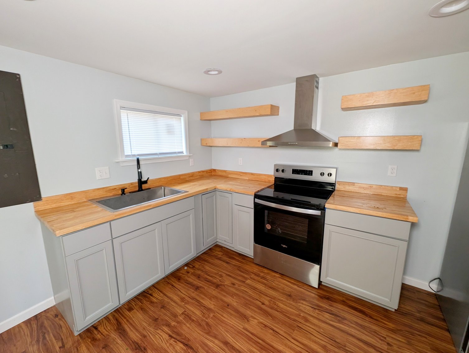 Image for Cabin On 5 Acres Near Broadway VA